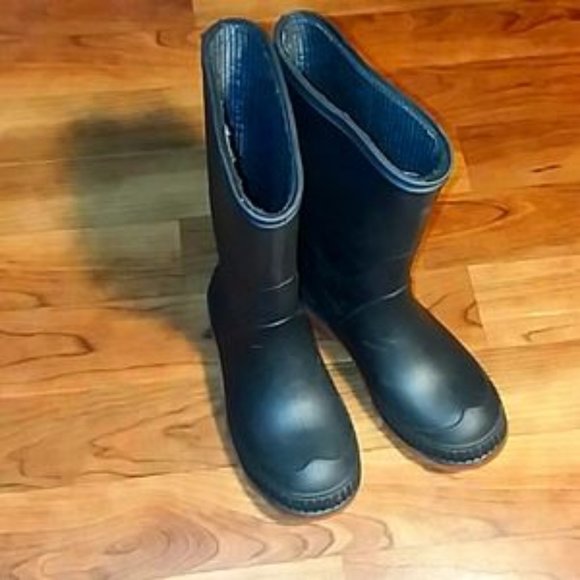 Other - Sale: 2 for $13 ~ Child's Black Rain Boots - Unisex 11/12